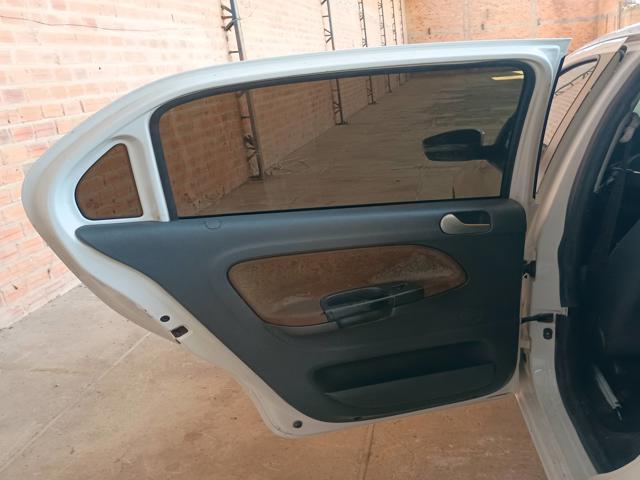 Foto 11 de 28: VOYAGE HL MB - 2014/2015
