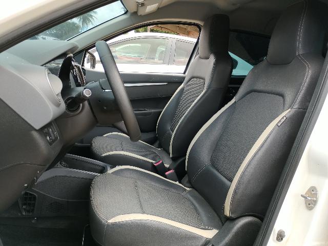 Foto 18 de 48: E-KWID INTENS - 2023/2024