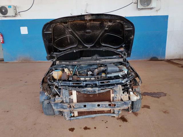 VOLKSWAGEN SAVEIRO 1.6 CE - 2010/2011 — foto 10 de 31