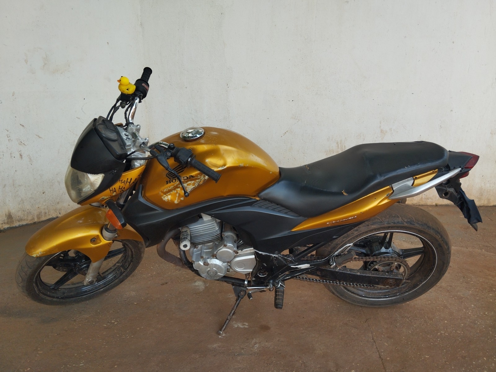 HONDA - CB 300R - leilão extrajudicial - IMPERATRIZ MA - lance mínimo R$ 3.100