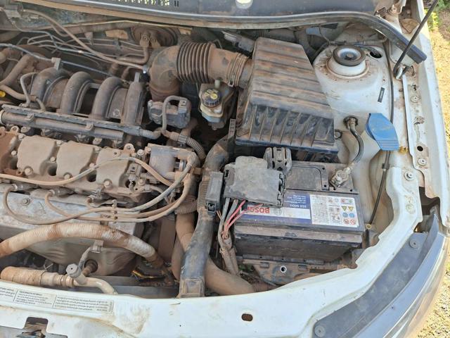 VOLKSWAGEN VOYAGE TL MB - 2015/2016 — foto 8 de 32