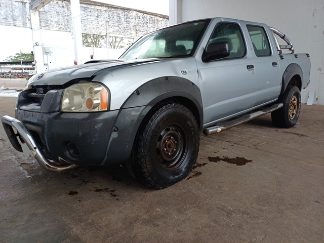 NISSAN 4X4 XE