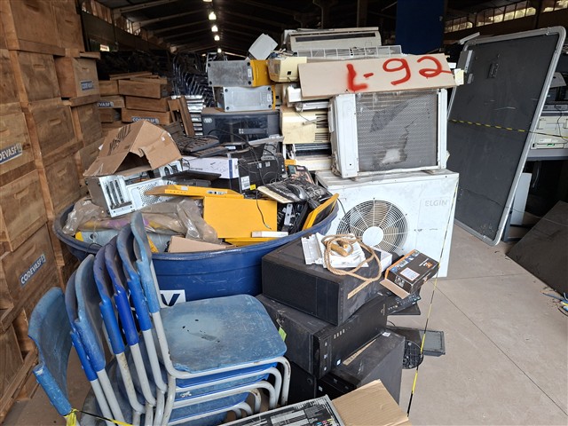 92 - Aparelhos de Ar Condicionado, ventiladores, microondas,