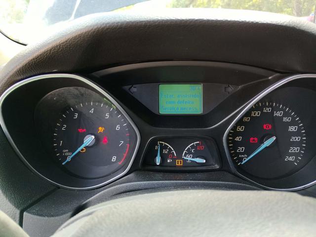 FORD FOCUS SE 1.6 S - 2013/2014 — foto 22 de 40