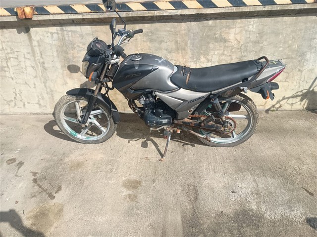 Honda CG 125i FAN 2017 em leilão
