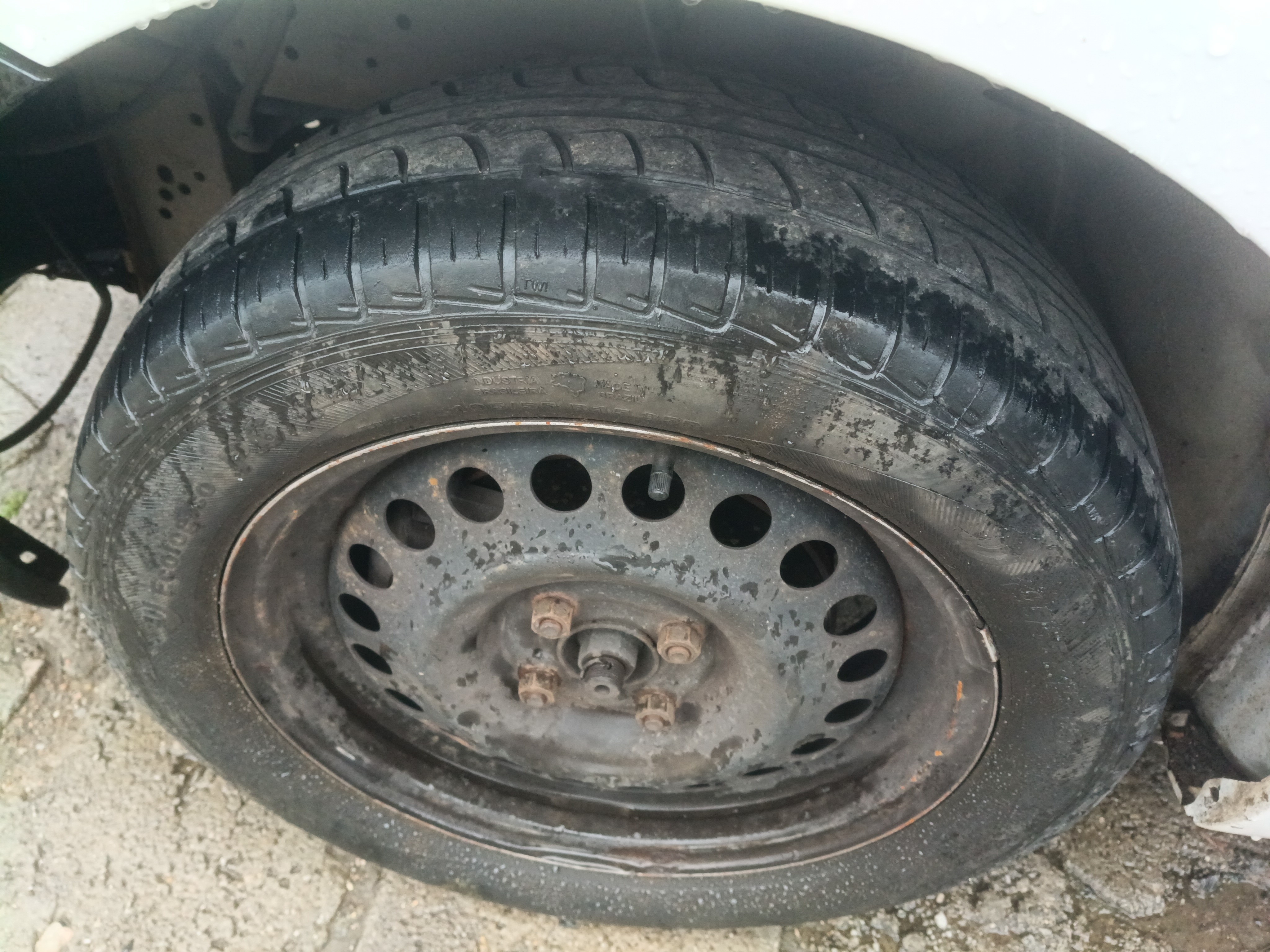 NISSAN VERSA 16SV FLEX - 2013/2014 — foto 12 de 12