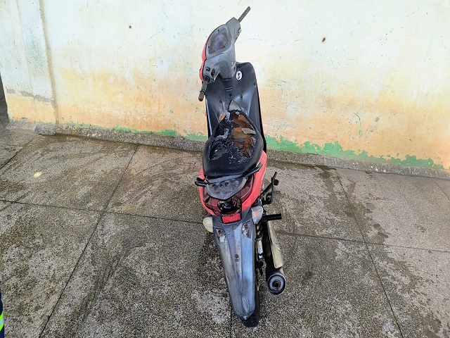HONDA BIZ 125 ES - 2011/2011 — foto 4 de 10