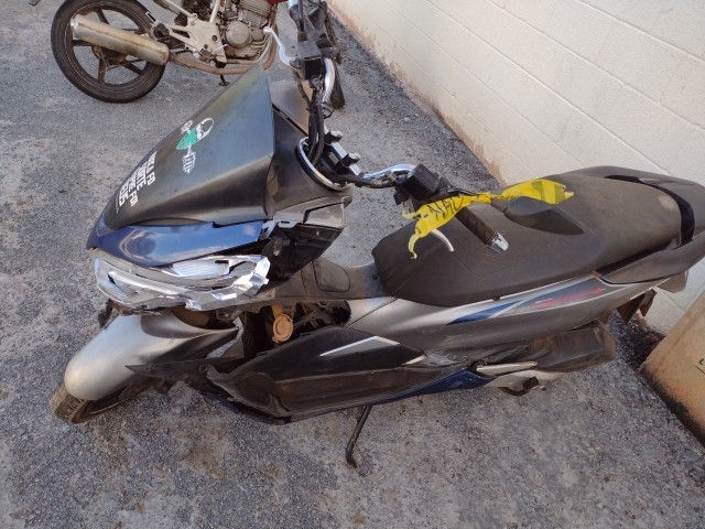 HONDA - PCX 150 SPORT ABS - leilão extrajudicial - SAMAMBAIA DF - lance mínimo R$ 6.200