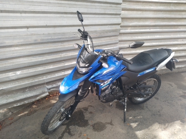 YAMAHA LANDER -