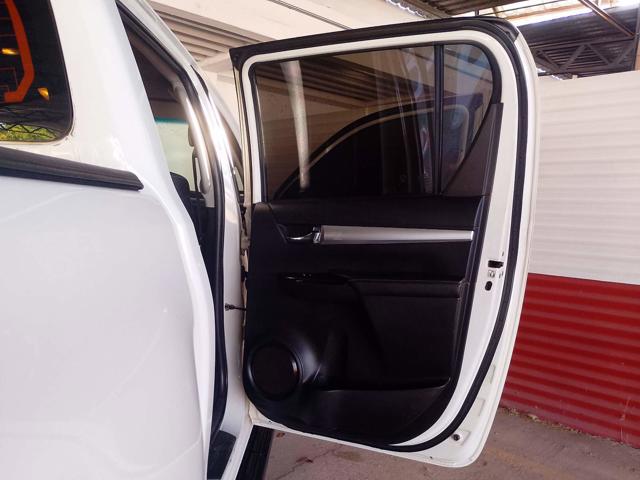 TOYOTA HILUX CDSRXA4FD - 2015/2016 — foto 22 de 28
