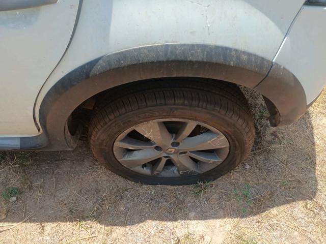 RENAULT SANDERO STEPWAY - 2012/2013 — foto 23 de 36