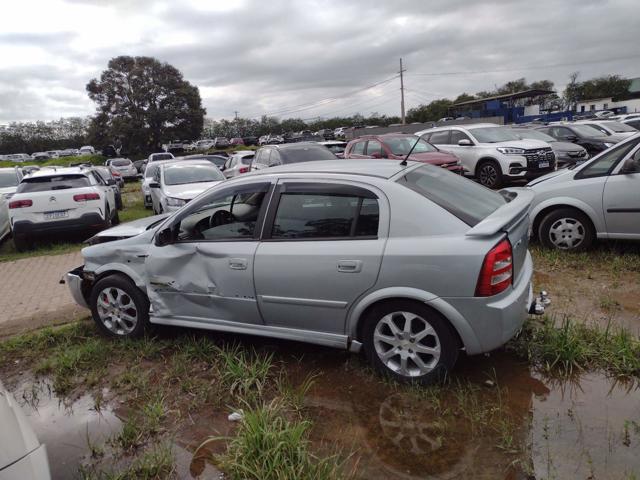 GM ASTRA ADVANTAGE 2.0 MPFI 8V FLEXPOWER 5P - 2011/2011 — foto 4 de 28