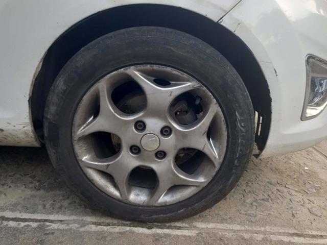 FORD FIESTA SE - 2012/2013 — foto 27 de 40