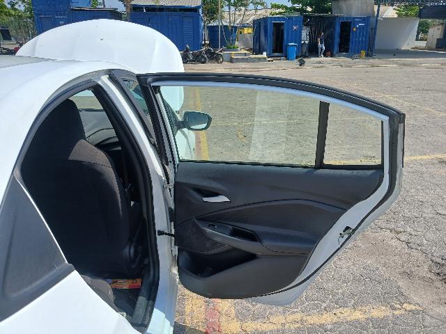 CHEVROLET ONIX PLUS 10MT LT2 - 2024/2025 — foto 25 de 36