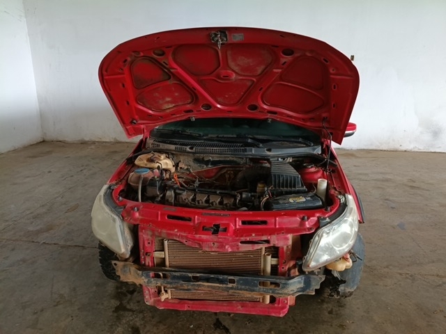 Foto 19 de 28: SAVEIRO 1.6 CE CROSS - 2011/2012