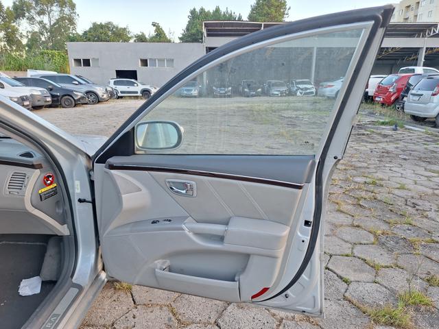 HYUNDAI AZERA 3.3 V6 - 2009/2010 — foto 18 de 24
