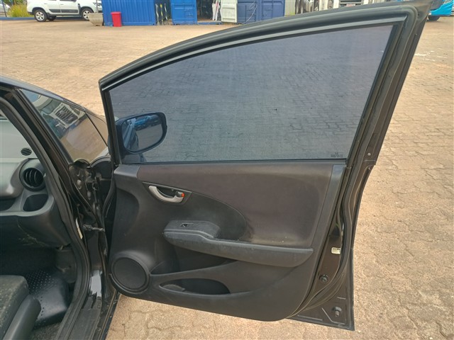 HONDA FIT EX FLEX - 2009/2009 — foto 17 de 33