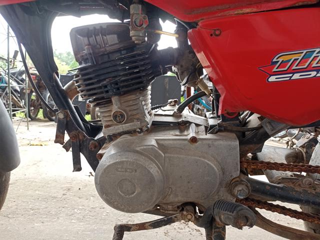HONDA CG 125 TITAN - 1996/1996 — foto 5 de 9