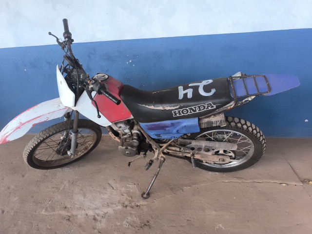 HONDA - XLR 125 ES - leilão extrajudicial - SÃO LUÍS MA - lance mínimo R$ 500