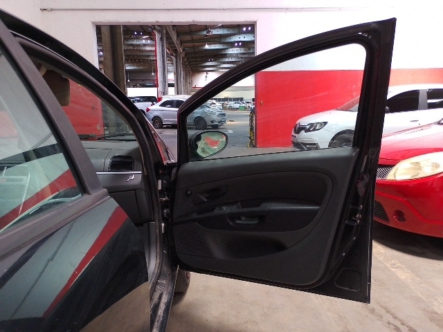 FIAT PUNTO 1.4 - 2010/2010 — foto 22 de 40