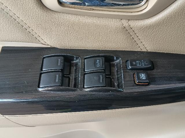 TOYOTA HILUXSW4 SRV4X4 - 2014/2014 — foto 23 de 40