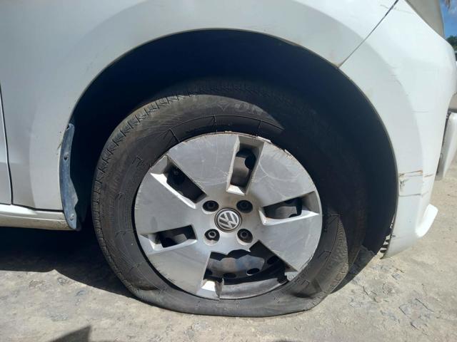 VOLKSWAGEN UP MOVE MA - 2014/2015 — foto 24 de 40