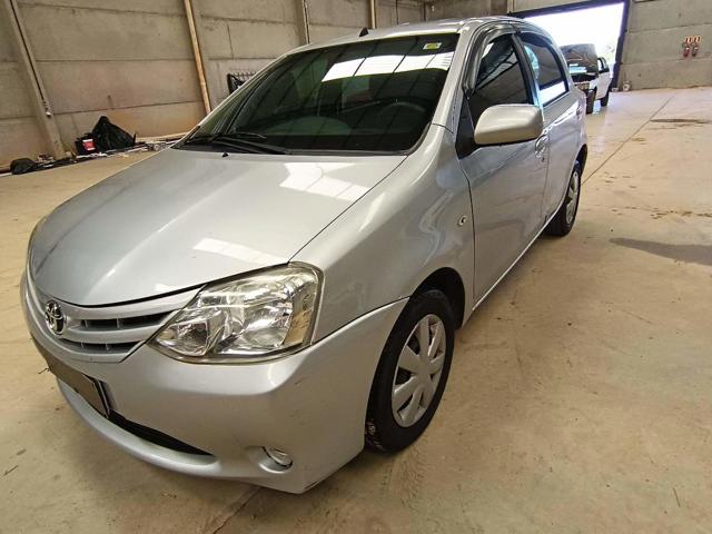 TOYOTA ETIOS HB XS - 2013/2013