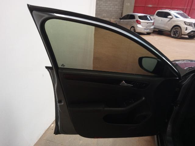 Foto 15 de 45: JETTA 2.0 - 2011/2012