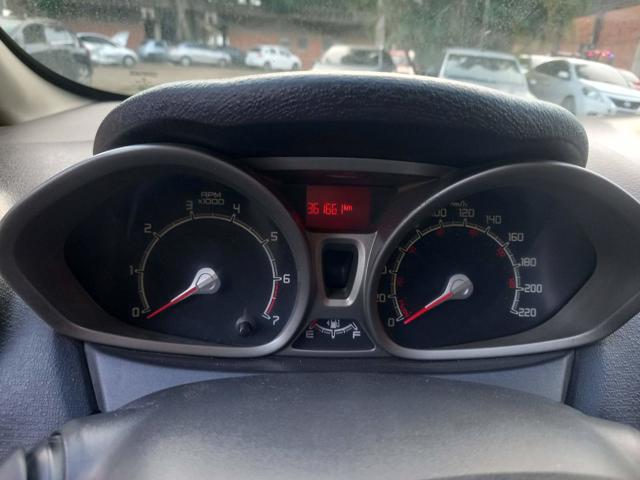 FORD FIESTA SE - 2012/2013 — foto 6 de 40