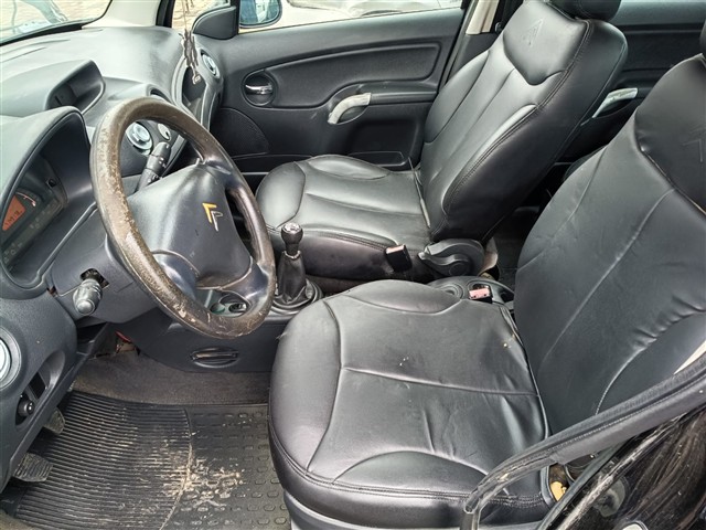 CITROEN C3 GLX 14 FLEX - 2011/2012 — foto 11 de 25