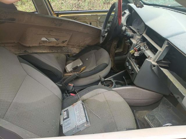 VOLKSWAGEN GOL 16V SPORT - 2002/2002 — foto 14 de 22