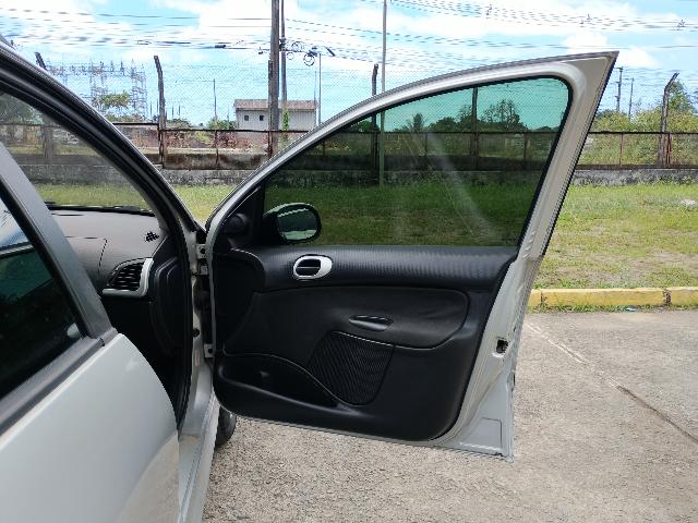 Foto 24 de 41: 207SW XR S - 2008/2009