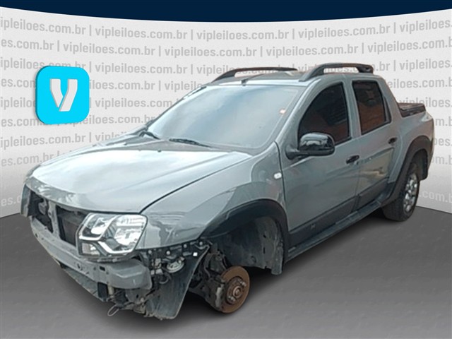 Renault Oroch Intense16m