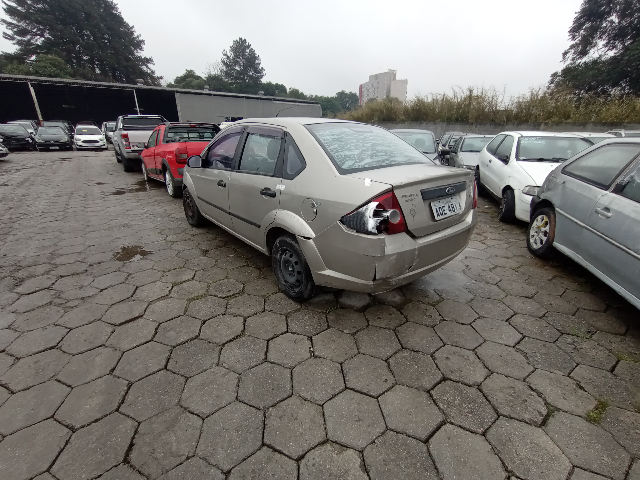 FORD FIESTA SEDAN FLEX - 2008/2008 — foto 4 de 12