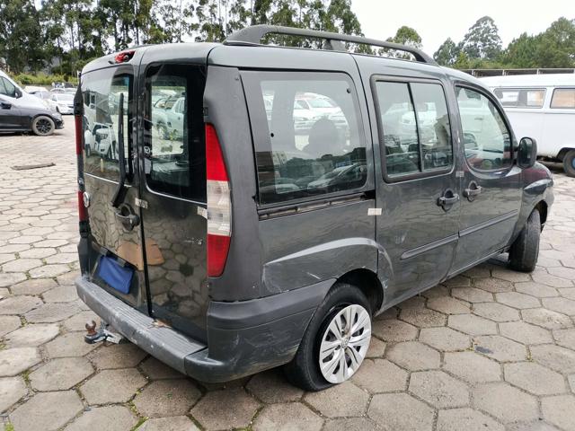 FIAT DOBLO ELX 1.8 FLEX - 2009/2009 — foto 4 de 22