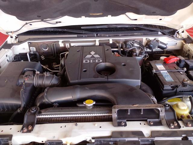 MMC PAJERO HPE 3.2 D - 2016/2017 — foto 5 de 27