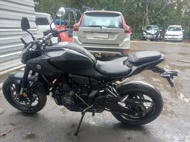 YAMAHA MT07 - 2025/2026