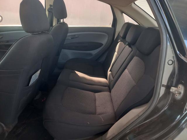 FIAT LINEA ESSENCE DUAL - 2012/2013 — foto 11 de 28