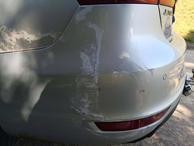 VOLKSWAGEN JETTA 2.0 - 2012/2012 — foto 27 de 28