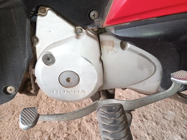 HONDA BIZ 125 ES - 2011/2011 — foto 8 de 10