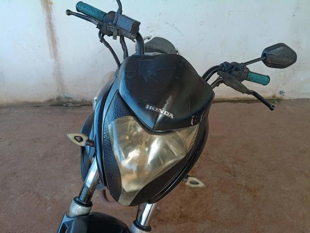 HONDA CB 300R - 2010/2010 — foto 8 de 12