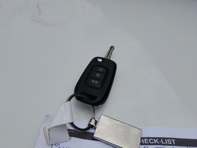 Foto 6 de 48: E-KWID INTENS - 2023/2024