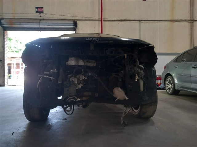 JEEP COMPASS LONGITUDE D - 2018/2018 — foto 22 de 40