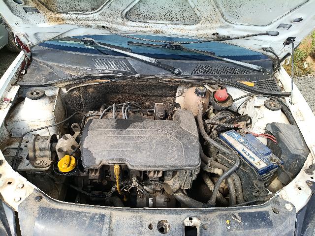 Foto 10 de 32: CLIO CAM1016VH - 2010/2011