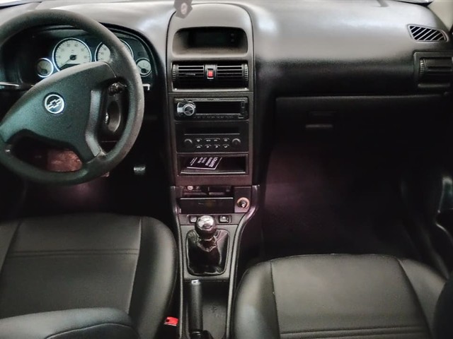 GM ASTRA HB 4P ADVANTAGE - 2011/2011 — foto 5 de 30