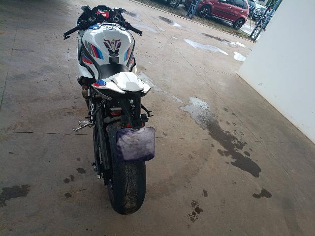 BMW S1000 RR - 2022/2022 — foto 3 de 16