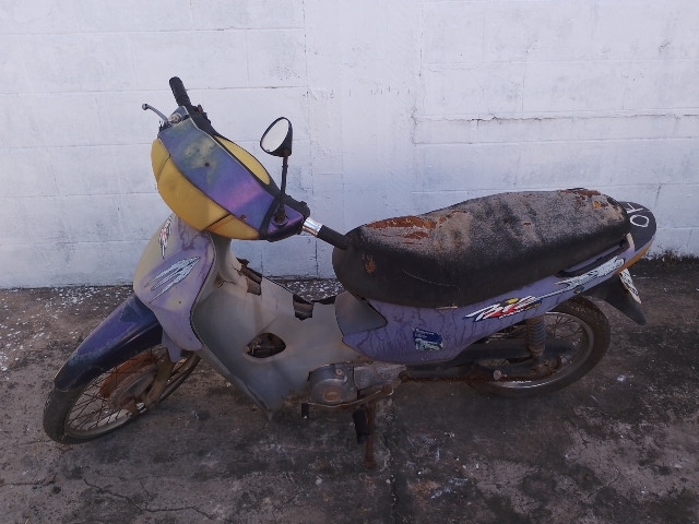 HONDA C100 BIZ ES - 2001/2001