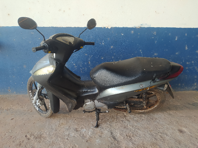 HONDA - BIZ 125 ES - leilão extrajudicial - S/N PA - lance mínimo R$ 1.800
