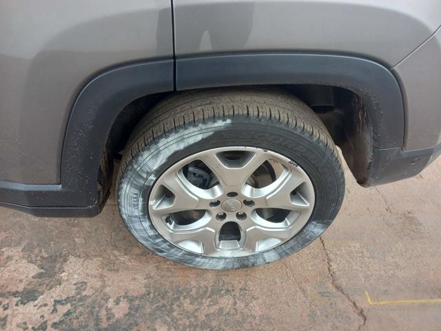 JEEP COMPASS LONGITUDE F - 2021/2021 — foto 27 de 29