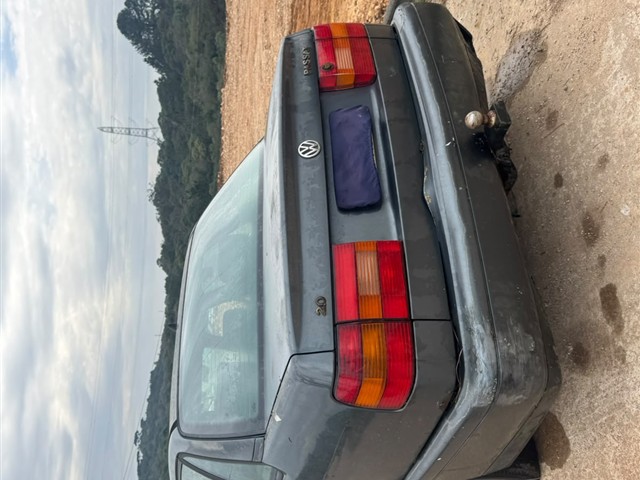 VOLKSWAGEN PASSAT - 1995/1995 — foto 8 de 22